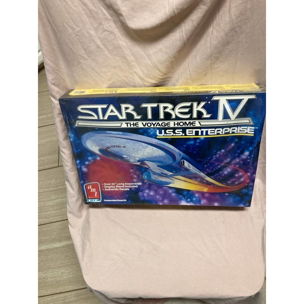 STAR Trek IV USS Enterprise Refit NCC-1701-A Model kit (AMT6693) (SEALED)